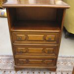 648 1173 CHEST OF DRAWERS